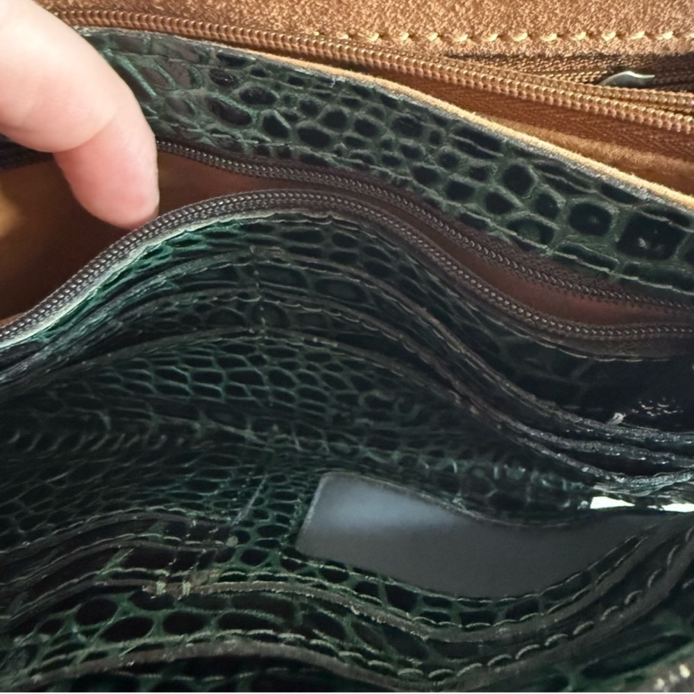 Patricia Nash Christmas pine green leather croc reptile crossbody & wallet  bag - Picture 7 of 16